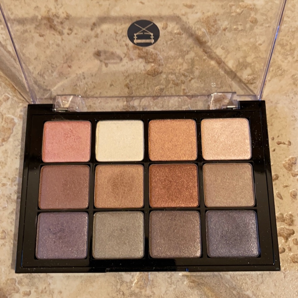 Viseart Paris Nudes, lightly used